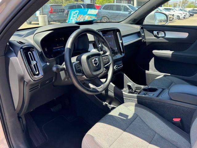 used 2025 Volvo XC40 car, priced at $35,433