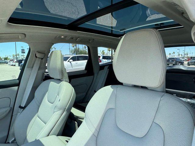 new 2025 Volvo XC60 car, priced at $54,011