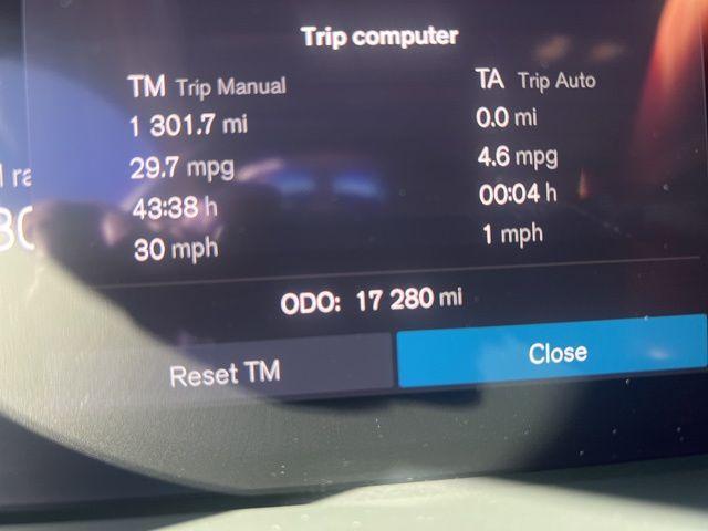 used 2024 Volvo XC40 car, priced at $25,995