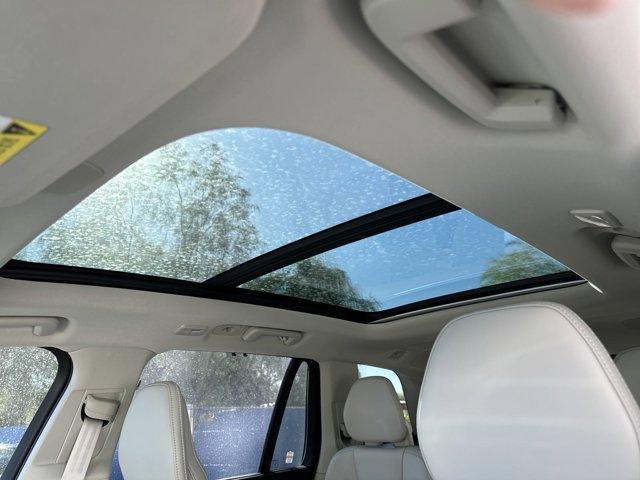 new 2025 Volvo XC90 car, priced at $66,995