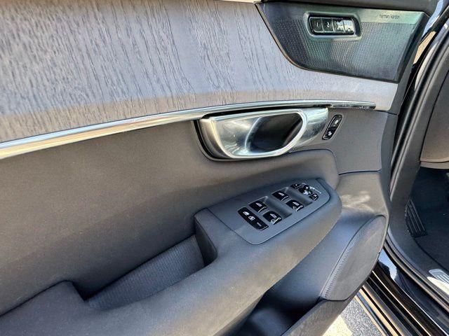 new 2025 Volvo XC90 Plug-In Hybrid car, priced at $82,990