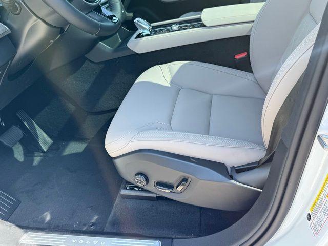 new 2026 Volvo XC90 Plug-In Hybrid car, priced at $84,655