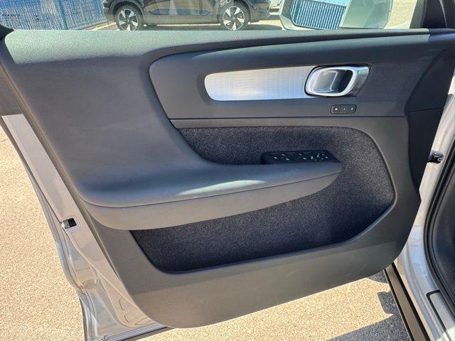 used 2025 Volvo XC40 car, priced at $35,433