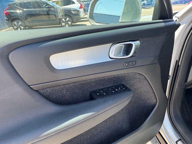 used 2025 Volvo XC40 car, priced at $35,433