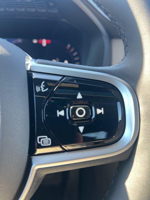 new 2026 Volvo XC90 car, priced at $75,155