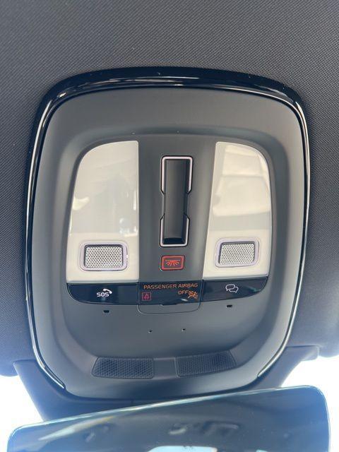 new 2026 Volvo XC90 car, priced at $75,155