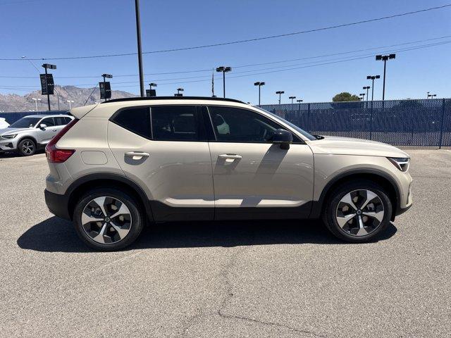 new 2025 Volvo XC40 car, priced at $46,646