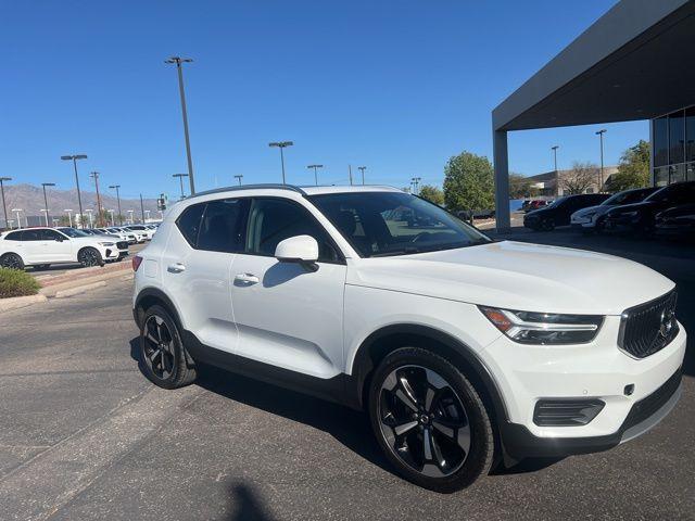 used 2020 Volvo XC40 car, priced at $21,995