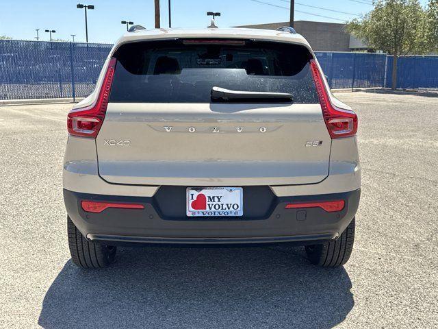 new 2025 Volvo XC40 car, priced at $51,441