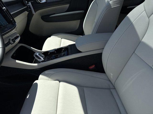 new 2025 Volvo XC40 car, priced at $51,441