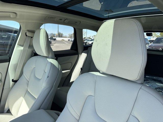 new 2025 Volvo XC60 Plug-In Hybrid car, priced at $67,695