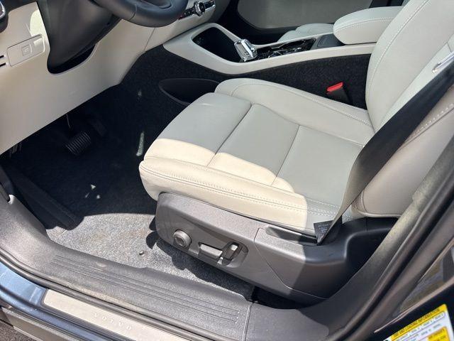 new 2026 Volvo XC40 car, priced at $51,911