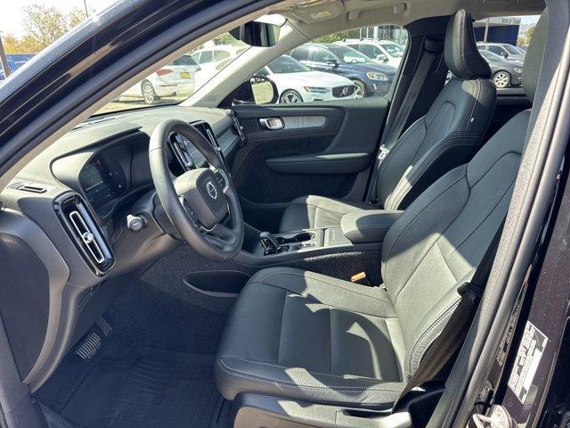 new 2025 Volvo XC40 car, priced at $44,996