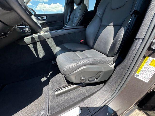 used 2022 Volvo XC60 car, priced at $32,390