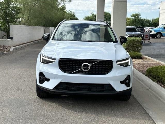 new 2025 Volvo XC40 car, priced at $51,450