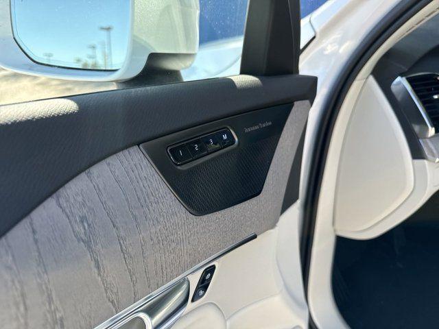 new 2025 Volvo XC90 Plug-In Hybrid car, priced at $71,995