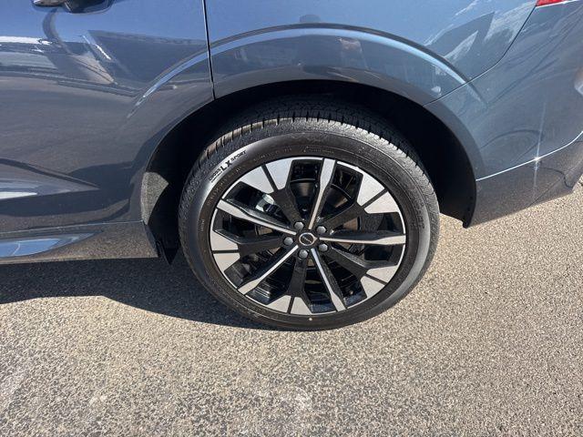 new 2026 Volvo XC60 car, priced at $59,080