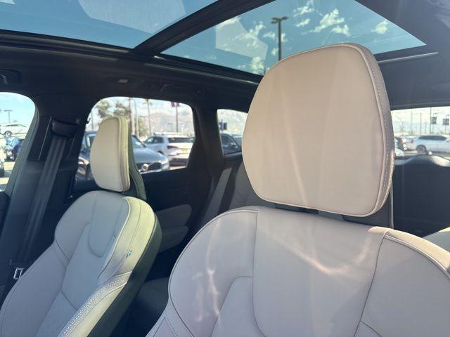 new 2026 Volvo XC60 car, priced at $59,080