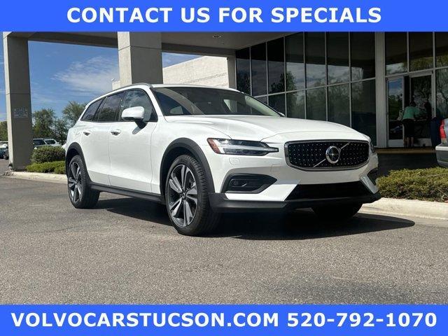 new 2024 Volvo V60 Cross Country car, priced at $49,799