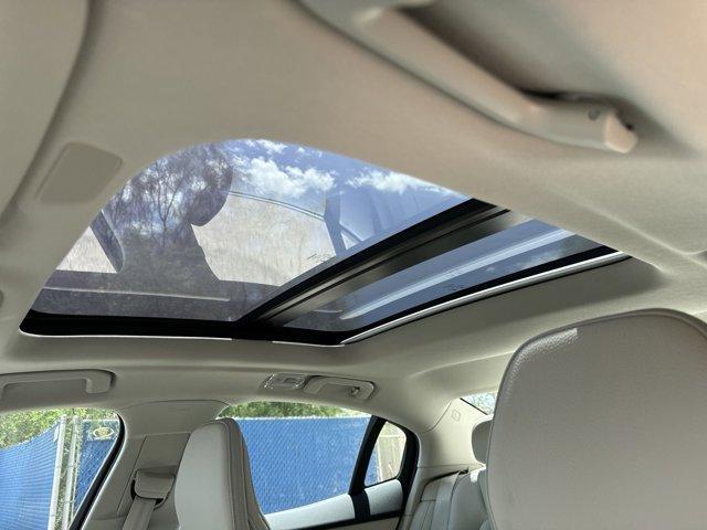 new 2024 Volvo S60 car, priced at $40,995