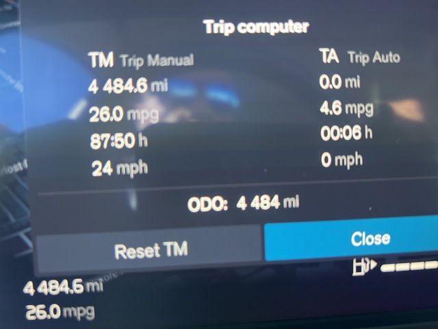 new 2025 Volvo XC40 car, priced at $39,995