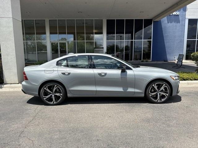 new 2024 Volvo S60 car, priced at $48,125