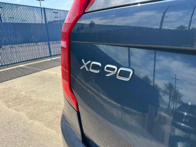 used 2018 Volvo XC90 car, priced at $23,495