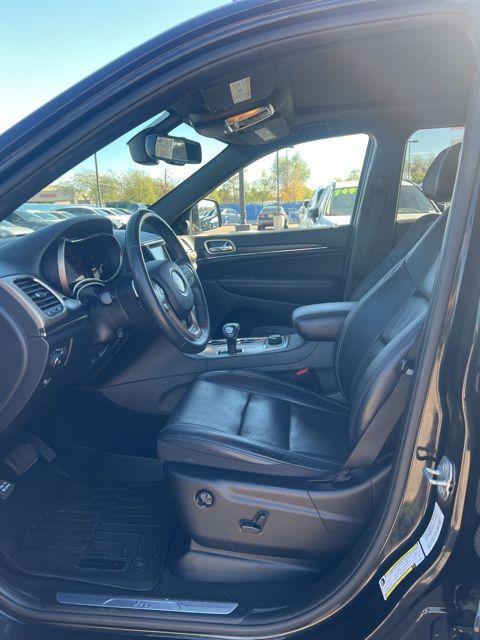 used 2015 Jeep Grand Cherokee car, priced at $11,495