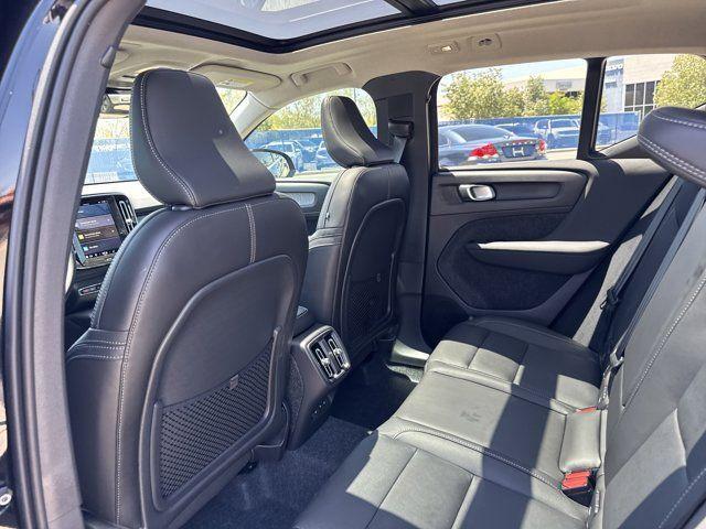 new 2025 Volvo XC40 car, priced at $45,466