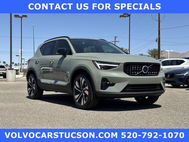 new 2025 Volvo XC40 car, priced at $50,816