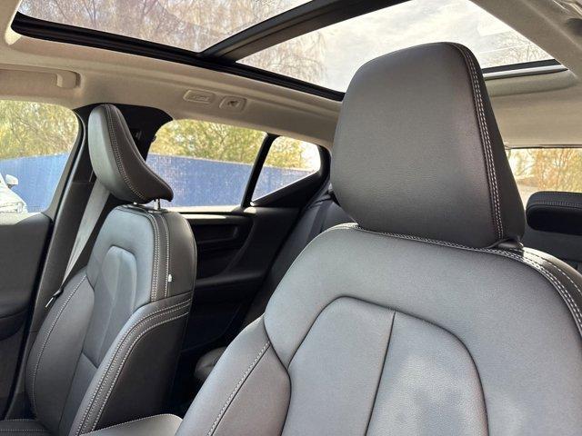 new 2025 Volvo XC40 car, priced at $45,016