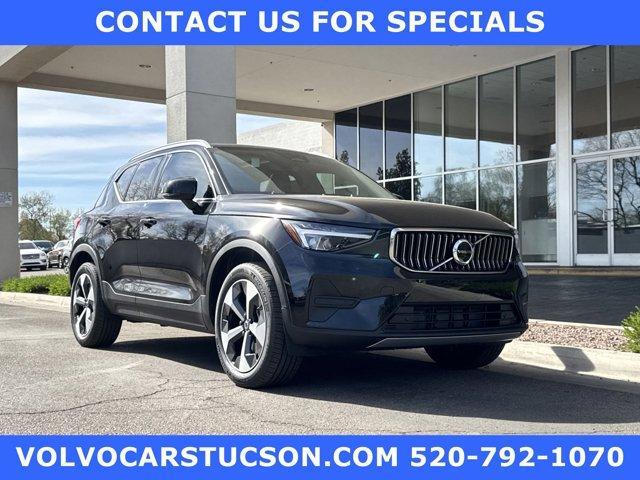 new 2025 Volvo XC40 car, priced at $45,016