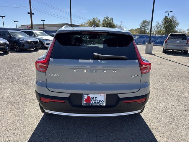 new 2025 Volvo XC40 car, priced at $51,661