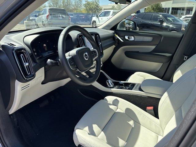 new 2025 Volvo XC40 car, priced at $51,661