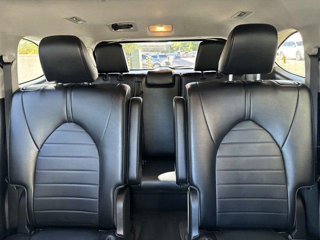 used 2022 Toyota Highlander car, priced at $29,995