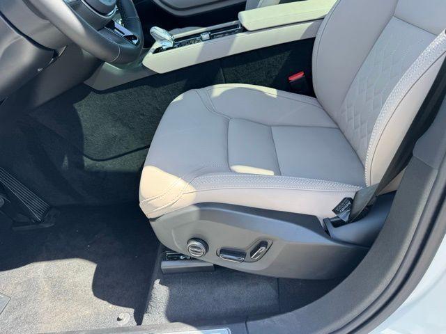 new 2026 Volvo XC90 car, priced at $80,238
