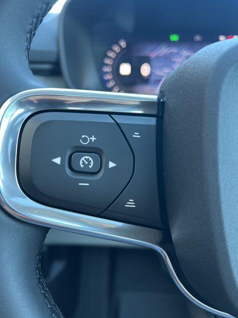 new 2026 Volvo XC40 car, priced at $53,975