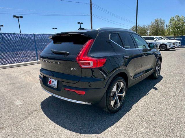new 2025 Volvo XC40 car, priced at $46,075