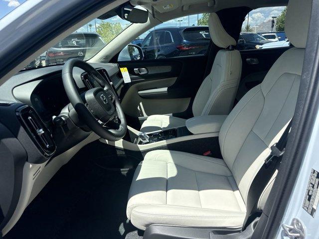 new 2025 Volvo XC40 car, priced at $48,456
