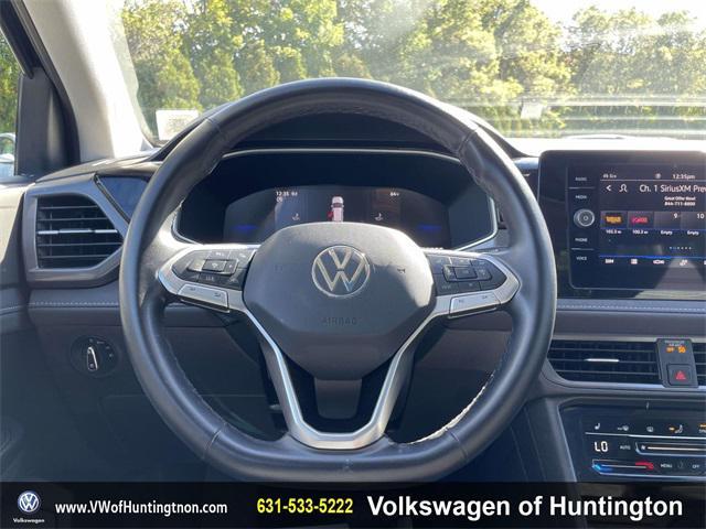 used 2025 Volkswagen Taos car