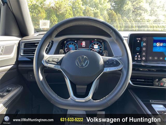 used 2025 Volkswagen Atlas Cross Sport car