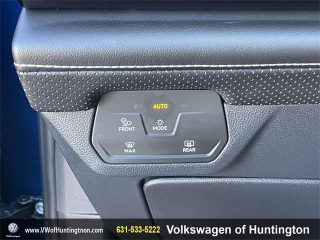 used 2025 Volkswagen Atlas Cross Sport car