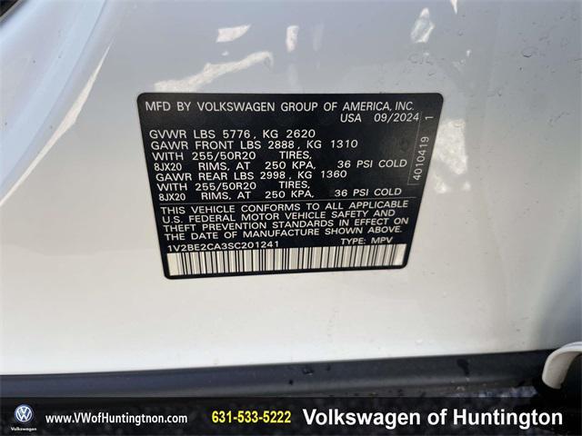 used 2025 Volkswagen Atlas Cross Sport car