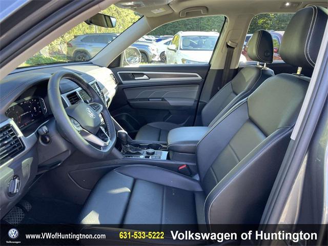 used 2023 Volkswagen Atlas car, priced at $33,300