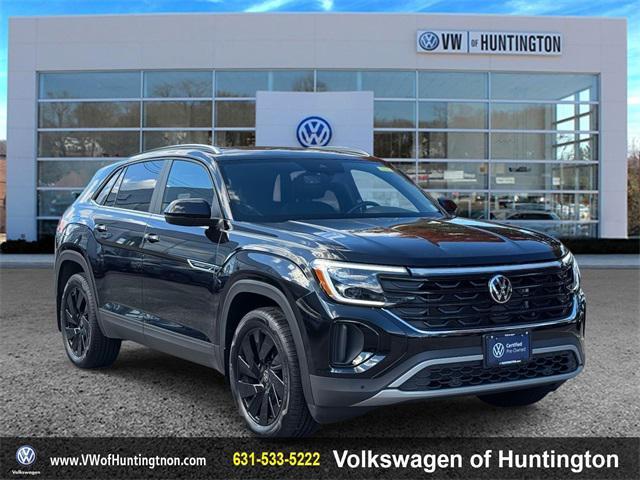 used 2025 Volkswagen Atlas Cross Sport car