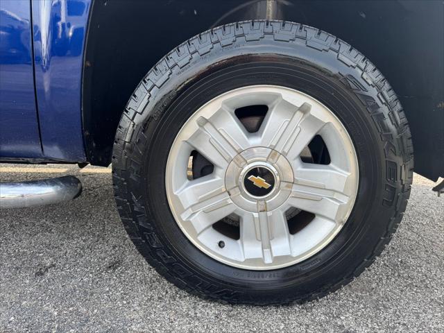 used 2013 Chevrolet Silverado 1500 car, priced at $14,990