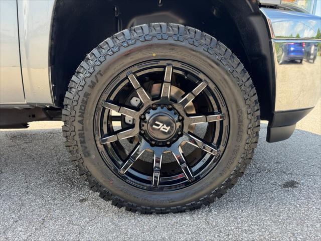 used 2013 Chevrolet Silverado 2500 car, priced at $17,990