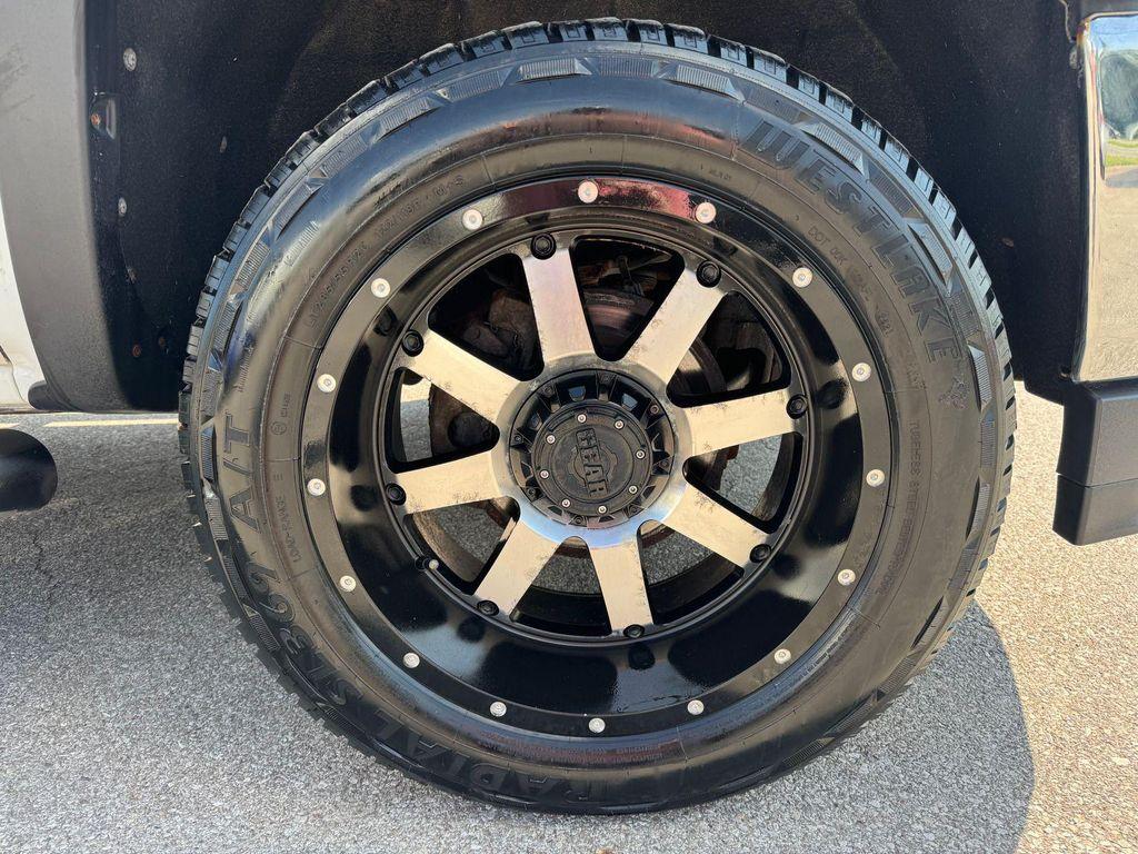 used 2018 Chevrolet Silverado 1500 car, priced at $18,990