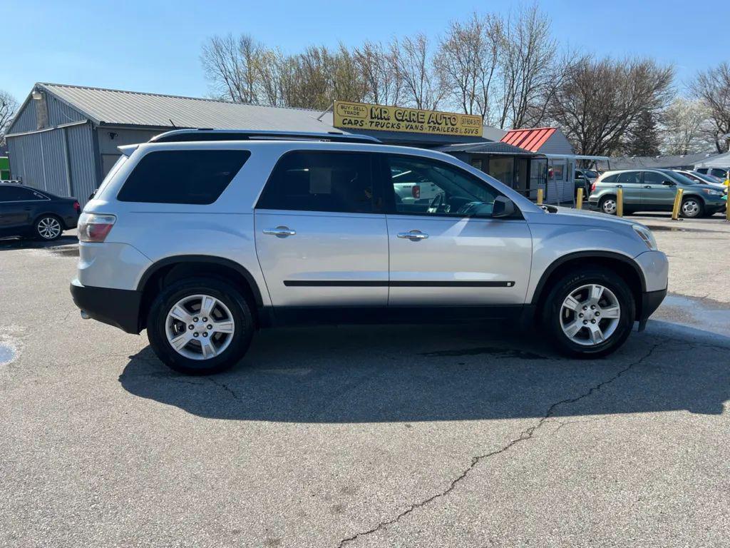 used 2009 GMC Acadia car, priced at $5,990