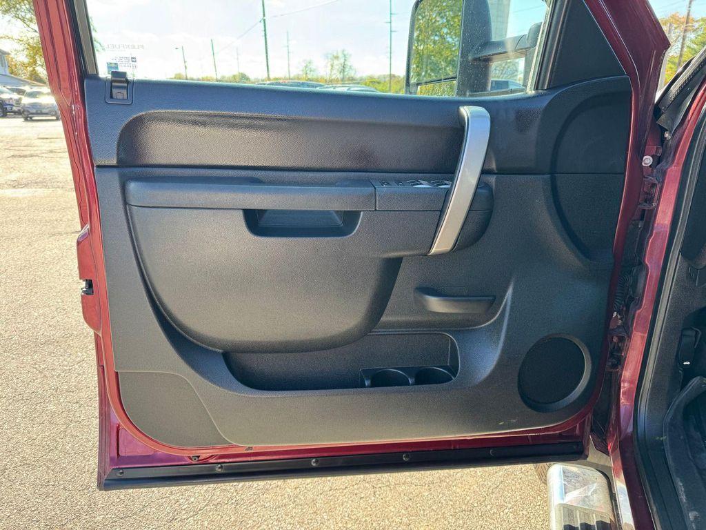 used 2013 GMC Sierra 2500 car, priced at $21,990